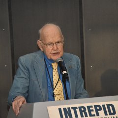 DSC 2802  Aaron Reznick